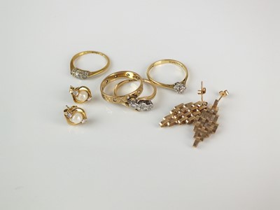 Lot 294 - A small collection of jewellery