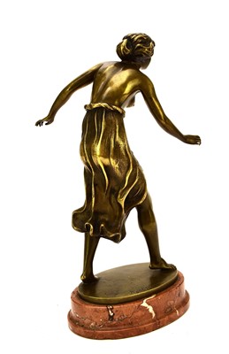 Lot 528 - A bronze figure of a semi-nude girl, signed Rochlitz