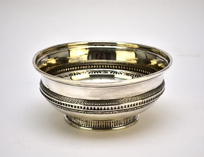 Lot 84 - A pedestal silver bowl