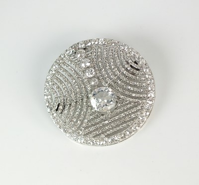 Lot 79 - An Art Deco diamond set brooch attributed to Cartier