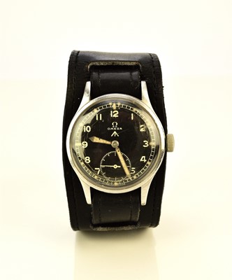 Lot 126 - Omega: A gentleman's stainless steel military issue 'Dirty Dozen' wristwatch