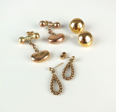 Lot 335 - Three pairs of earrings