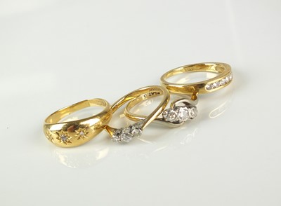 Lot 273 - Four diamond set rings