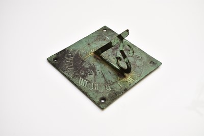 Lot 573 - A small 18th century bronze sundial