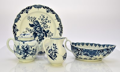 Lot 145 - A group of Worcester porcelain, 18th century