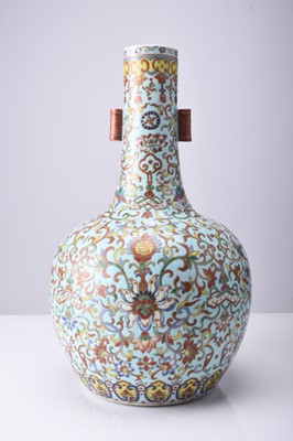 Lot 68 - A Chinese famille rose vase, tianqiuping, 19th century