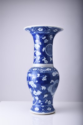 Lot 49 - A Chinese blue and white yenyen vase, 19th century