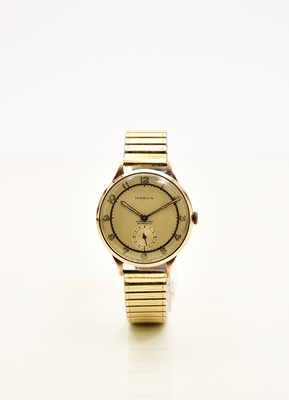 Lot 400 - Marvin: A gentleman's 9ct gold wristwatch