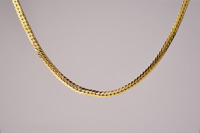 Lot 351 - A 9ct gold flat link chain