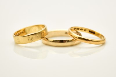 Lot 134 - Three gold bands