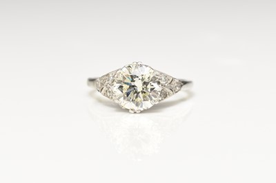 Lot 24 - A mid-20th century single stone diamond ring