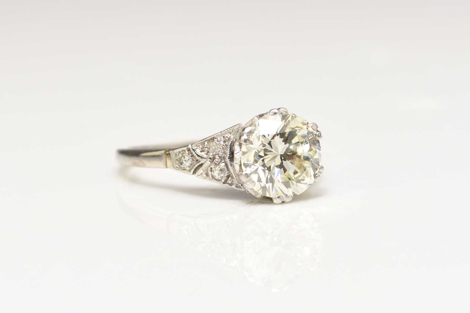 Lot 24 - A mid-20th century single stone diamond ring