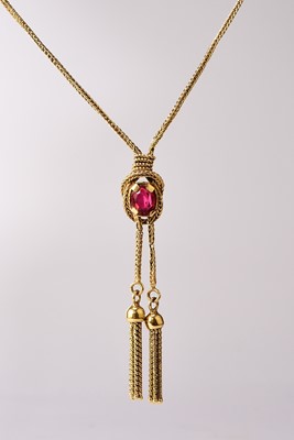 Lot 165 - A yellow metal herringbone link necklace