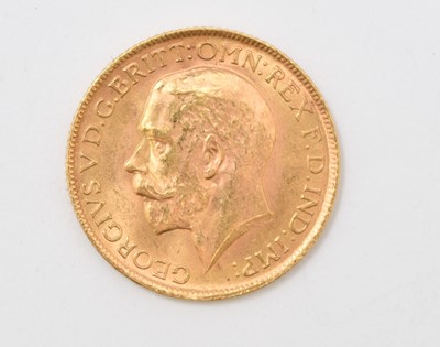 Lot 202 - George V Sovereign dated 1915