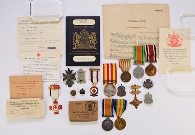 Lot 118 - WW1 and WW2 family medal group