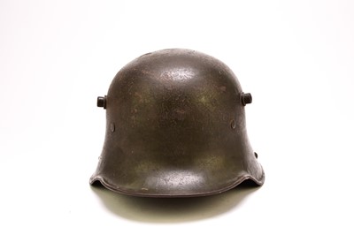 Lot 65 - Imperial German M16 combat helmet or 'stahlhelm'