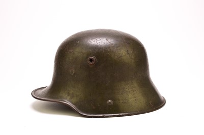 Lot 65 - Imperial German M16 combat helmet or 'stahlhelm'