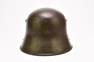 Lot 65 - Imperial German M16 combat helmet or 'stahlhelm'