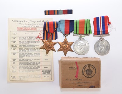 Lot 134 - WW1 AND WW2 Medal groups