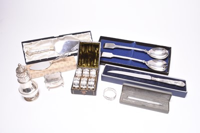 Lot 102 - A collection of silver and plated wares