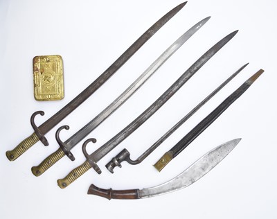 Lot 140 - Mixed group of bayonets, 1914 Christmas tin and a kukri