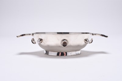 Lot 120 - A Scottish silver quaich