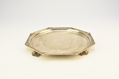 Lot 8 - An Art Deco silver salver