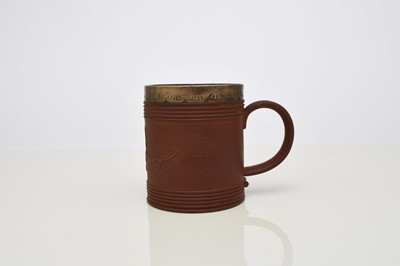 Lot 113 - An Elers type red stoneware mug