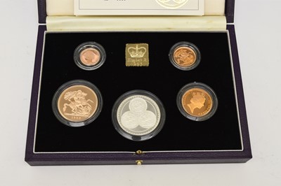 Lot 280 - Royal Mint - Gold proof sovereign - Pistrucci centenary collection 1893 - 1993