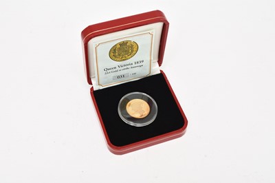 Lot 288 - Pobjoy Mint Queen Victoria 22ct gold replica Sovereign dated 1839, limited edition 31/100