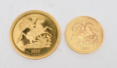 Lot 289 - King Edward VIII 1936 commemorative 9ct gold five pounds and 9ct gold two pounds (2)