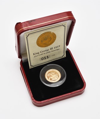 Lot 301 - Pobjoy Mint George III 22ct Gold replica Sovereign dated 1819, limited edition 11/250