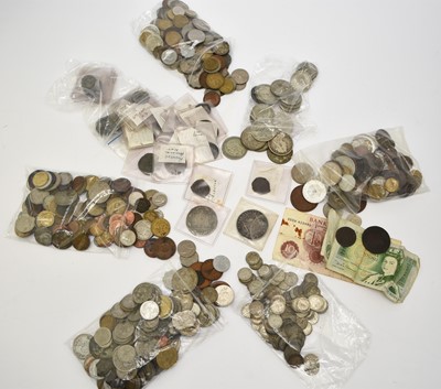 Lot 247 - A large quantity of UK and foreign Silver, Cupro-nickel, Copper and Bronze coinage to include Roman coins, and tokens etc and a Russian Rouble of Paul I dated 1801 etc (quantity)