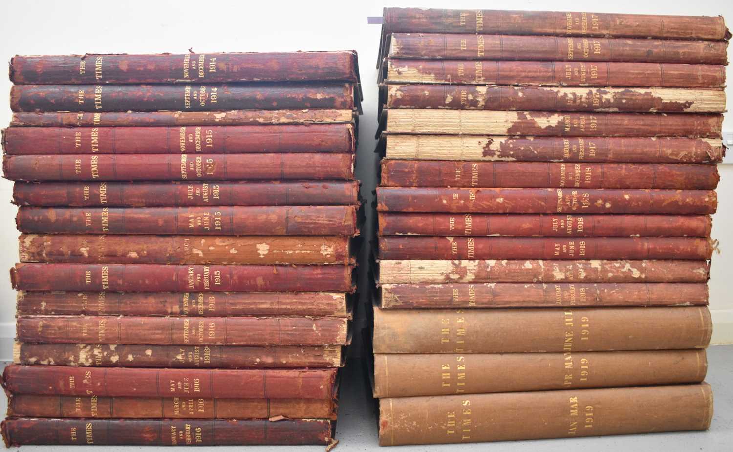 Lot 79 - THE GREAT WAR. Daily issues of The Times newspaper from 1st August 1914 to 31st July 1919.