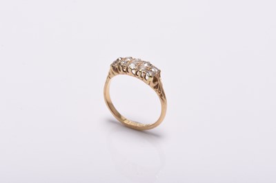 Lot 263 - A late 19th century 18ct gold diamond ring