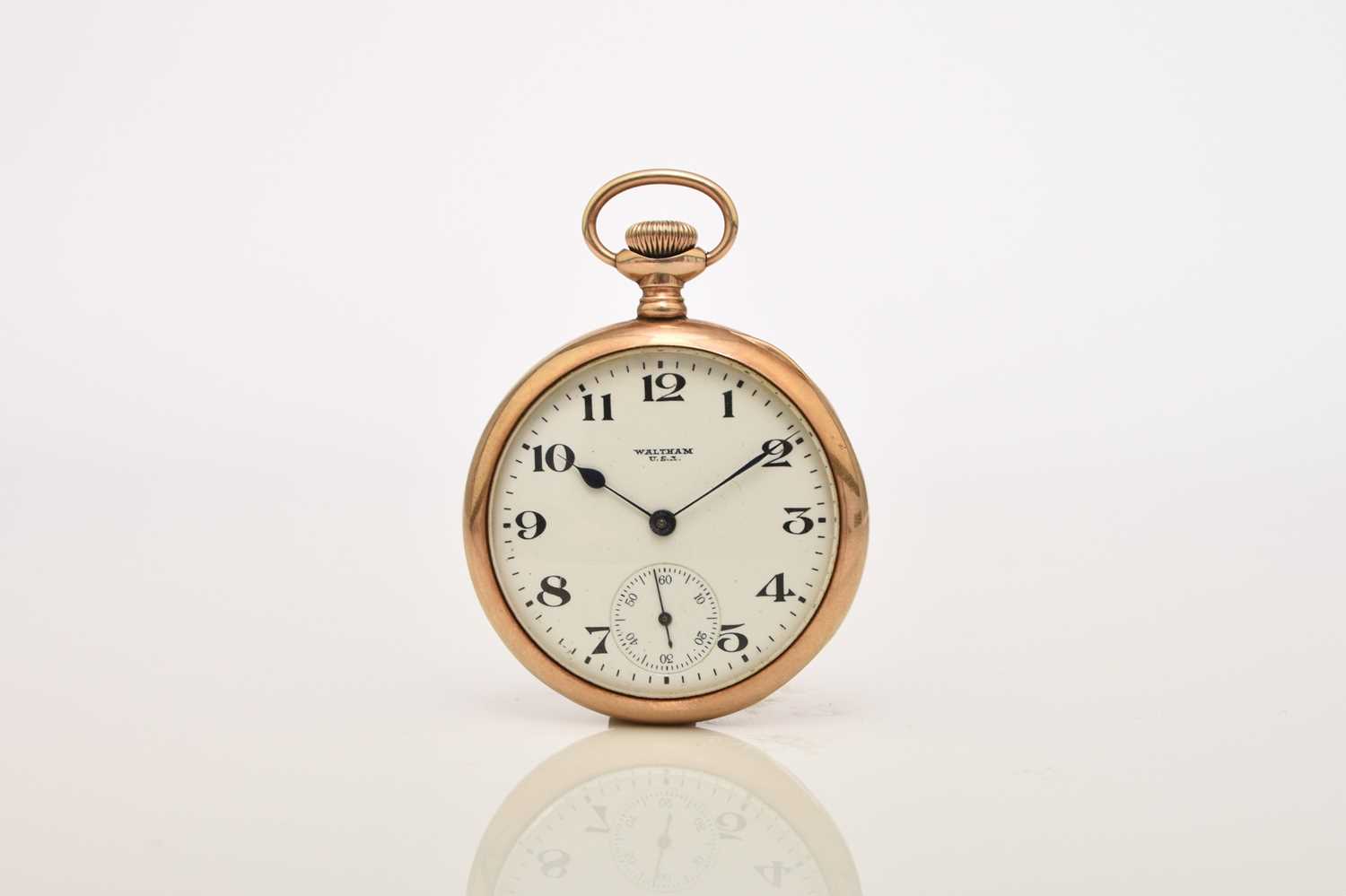 Lot 51 - Waltham: A 9ct gold open face pocket watch in case