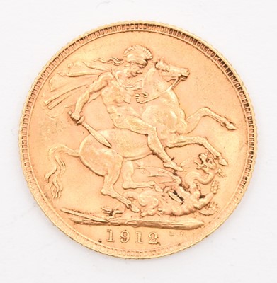 Lot 303 - George V sovereign dated 1912