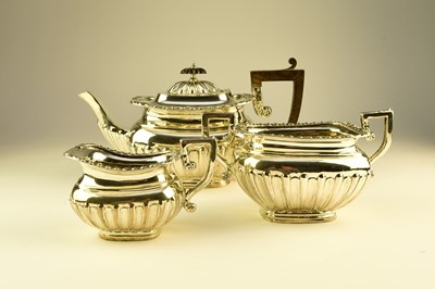 Lot 16 - An Edwardian three piece silver tea service