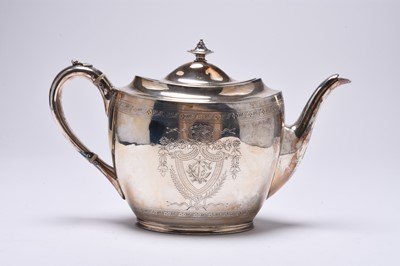 Lot 28 - A Victorian silver teapot