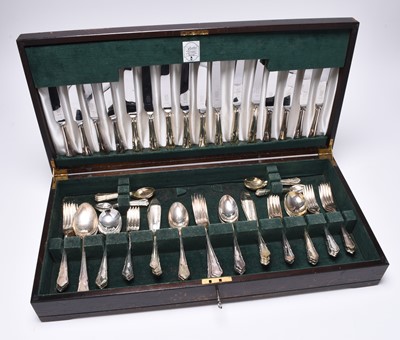 Lot 31 - A canteen of silver plated cutlery