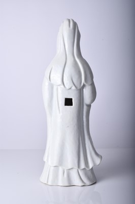 Lot 34 - A Chinese blanc de chine figure of Guanyin, Qing Dynasty