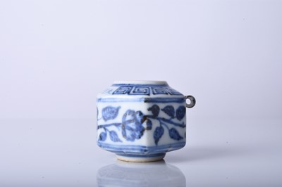 Lot 46 - A rare Chinese blue and white bird feeder, Xuande mark