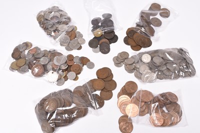 Lot 151 - A large collection of UK and foreign silver, cupro-nickel, copper and bronze coinage.