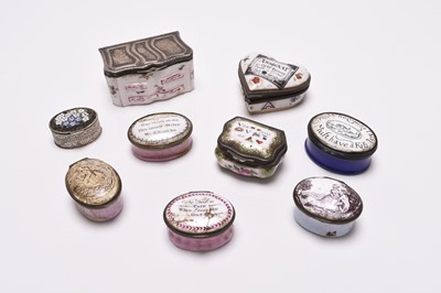 Lot 9 - A group of snuff and patchboxes including 18th century Bilston enamels