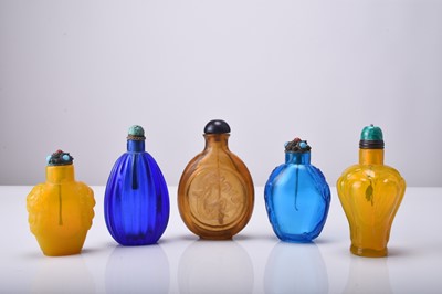 Lot 136 - A group of five Chinese coloured glass snuff bottles, 19th/20th century