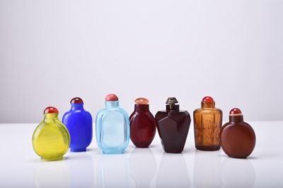 Lot 156 - A group of seven Chinese glass snuff bottles, 19th/20th century