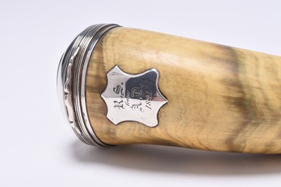 Lot 77 - A white metal mounted horn vessel / mull