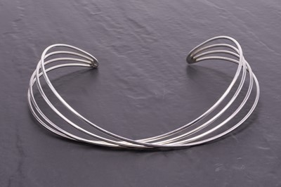 Lot 257 - A Georg Jensen silver 'Alliance' choker / collar