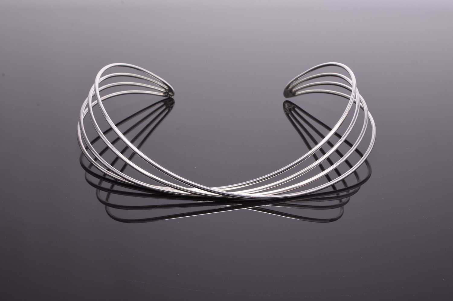 Lot 257 - A Georg Jensen silver 'Alliance' choker / collar