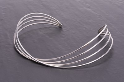 Lot 257 - A Georg Jensen silver 'Alliance' choker / collar